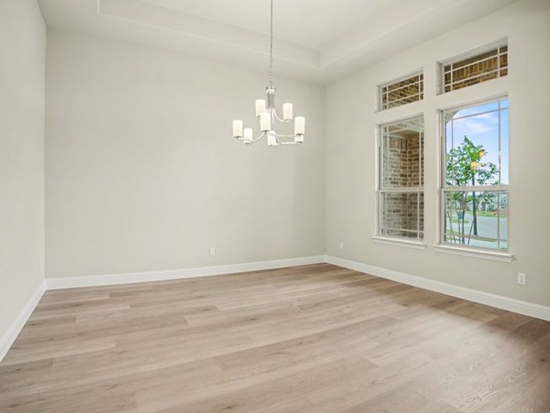 Spacious, unfurnished interior of a new home in Cole Crossing Estates, DeSoto (Image 13). Spacious, unfurnished interior of a new home in Cole Crossing Estates, DeSoto (Image 13).