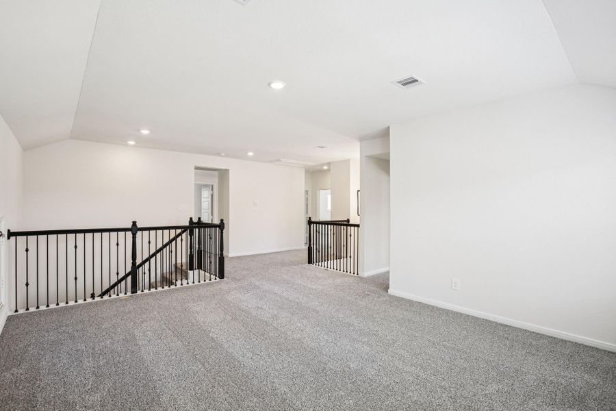 Image 2 of a home in Pine Lake Cove - Classic Series. Image 2 of a home in Pine Lake Cove - Classic Series.