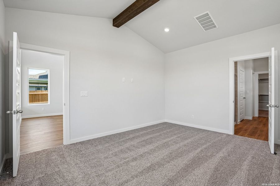 Spacious, unfurnished interior of a new home in August Fields, New Braunfels (Image 38).