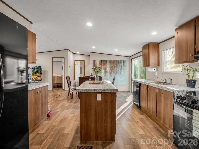 Furnished interior view inside a new home in , Marion (Image 13).