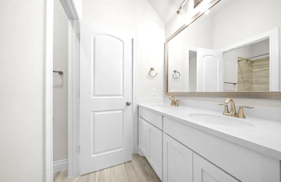 Furnished interior view inside a new home in Artavia 70′, Conroe (Image 10). Furnished interior view inside a new home in Artavia 70′, Conroe (Image 10).