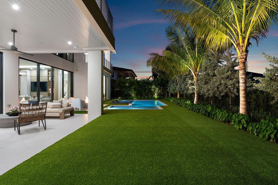 Image 85 of a home in .