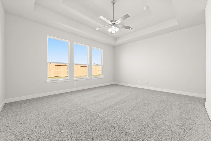 Representative image. Features, selections and colors may vary.