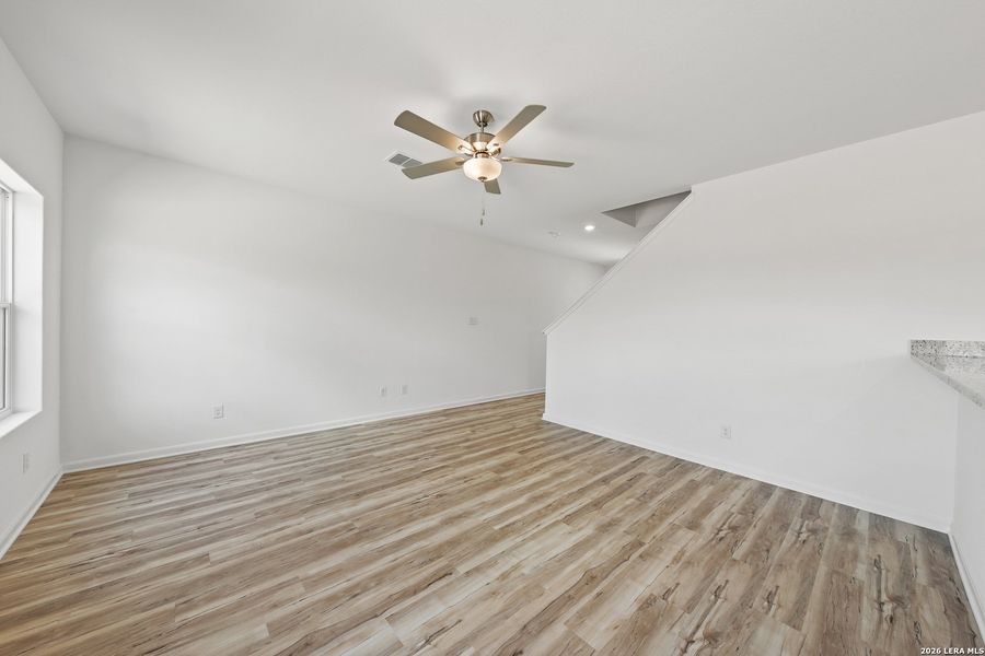 Spacious, unfurnished interior of a new home in , San Antonio (Image 11).