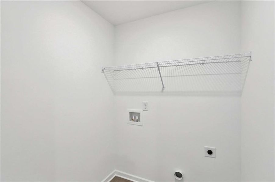 Spacious, unfurnished interior of a new home in Leydenview, Mableton (Image 16).