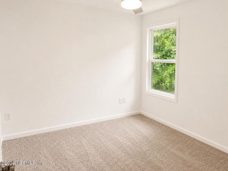 Spacious, unfurnished interior of a new home in , Jacksonville (Image 13).