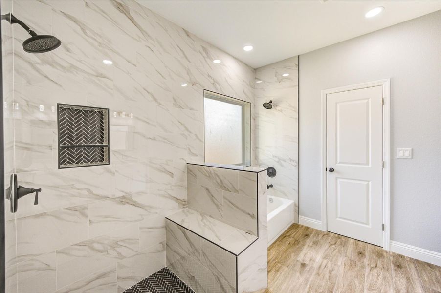 Furnished interior view inside a new home in , Woodbranch (Image 11).