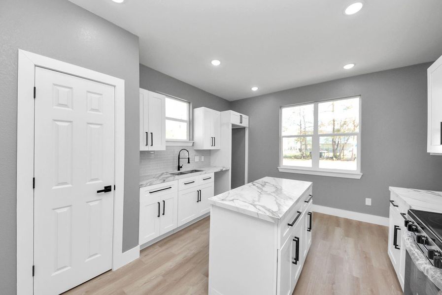 Furnished interior view inside a new home in , Conroe (Image 10). Furnished interior view inside a new home in , Conroe (Image 10).