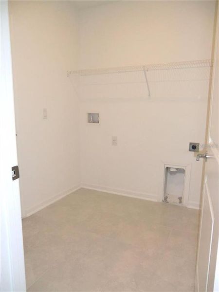 Spacious, unfurnished interior of a new home in Cascades: Grand Collection, Davenport (Image 26). Spacious, unfurnished interior of a new home in Cascades: Grand Collection, Davenport (Image 26).