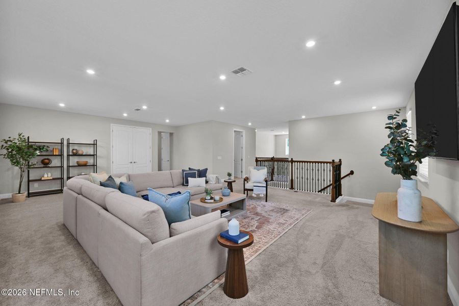 Furnished interior view inside a new home in , Middleburg (Image 49).