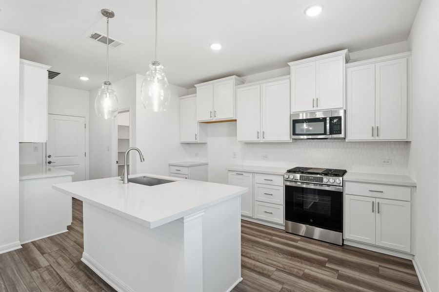 Furnished interior view inside a new home in Lisso, Pflugerville (Image 7).