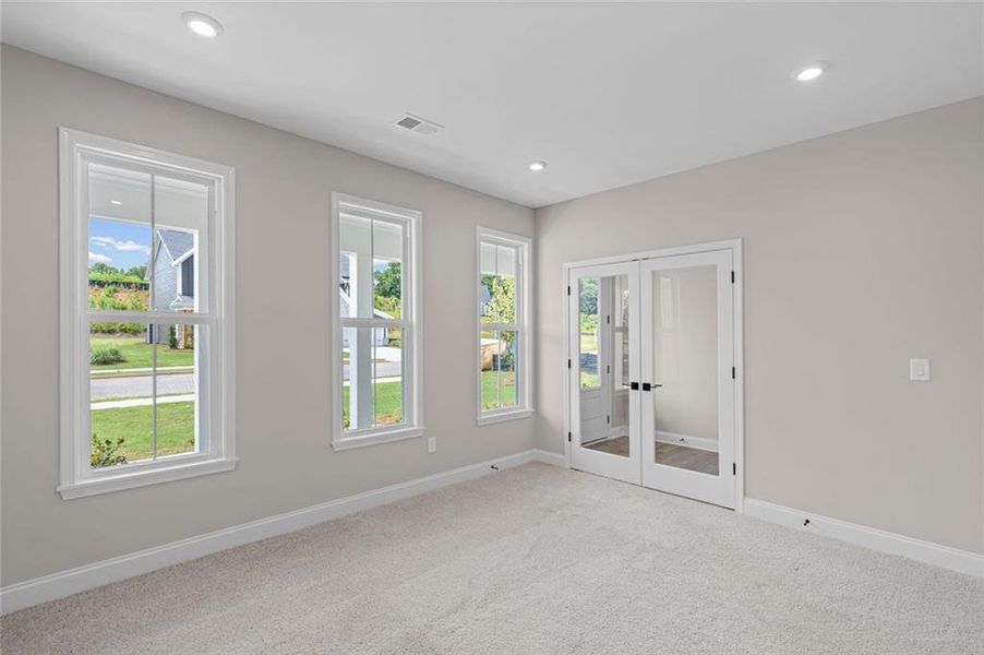 Spacious, unfurnished interior of a new home in Hidden Fields, Hoschton (Image 15).
