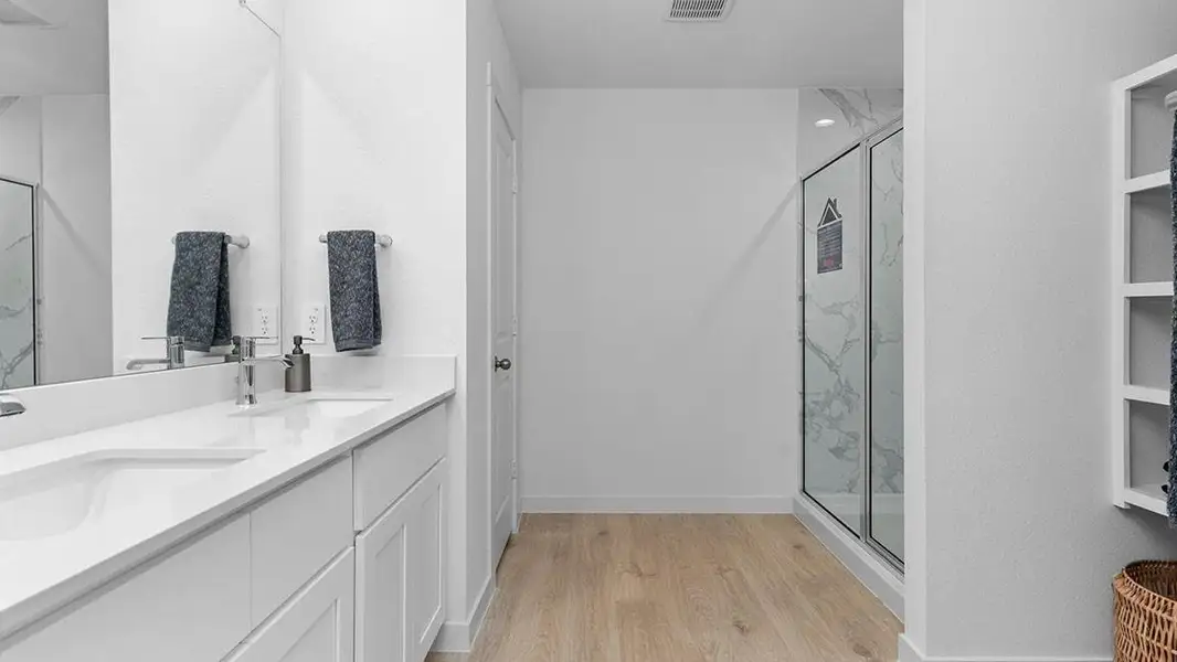 *Images and 3D tour are for illustration only and options may vary from home as built.