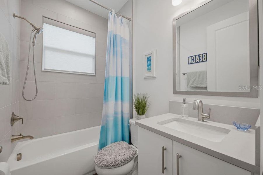 Furnished interior view inside a new home in , Wesley Chapel (Image 8).