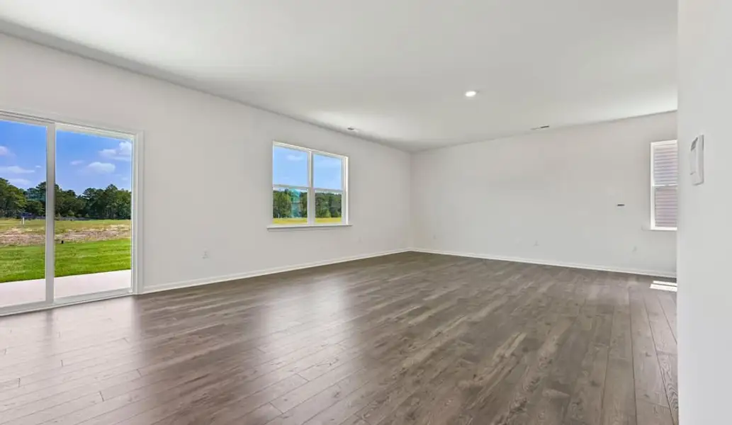 Spacious, unfurnished interior of a new home in Shahbain Reserve, Raeford (Image 16). Spacious, unfurnished interior of a new home in Shahbain Reserve, Raeford (Image 16).