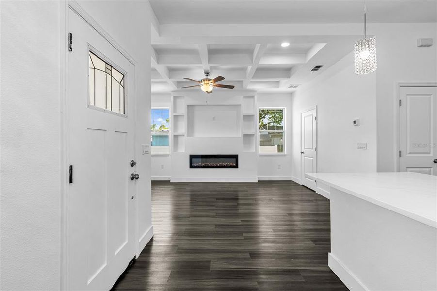 Spacious, unfurnished interior of a new home in , St. Petersburg (Image 25). Spacious, unfurnished interior of a new home in , St. Petersburg (Image 25).