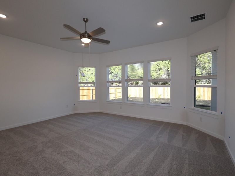 Spacious, unfurnished interior of a new home in Barksdale, Leander (Image 15).