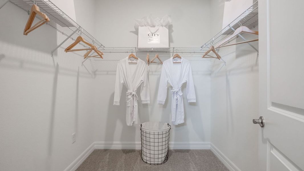 Image 40 representing the JENNINGS by D.R. Horton in Lakes of Mount Dora, Mount Dora, FL. Image 40 representing the JENNINGS by D.R. Horton in Lakes of Mount Dora, Mount Dora, FL.