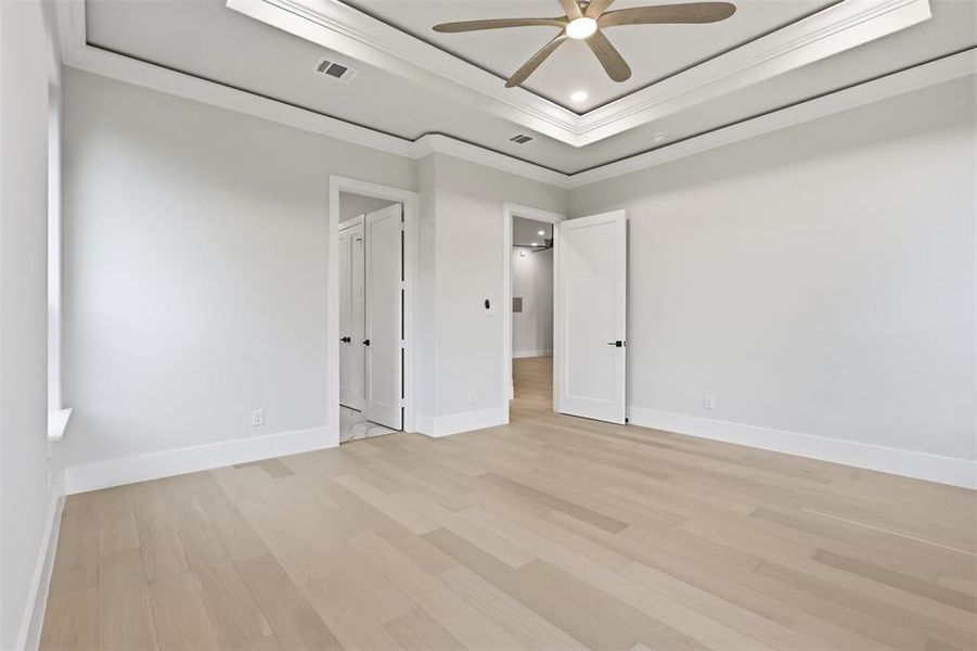 Spacious, unfurnished interior of a new home in , Granbury (Image 33). Spacious, unfurnished interior of a new home in , Granbury (Image 33).