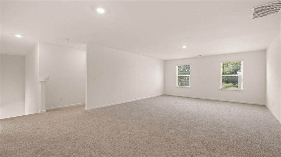 Spacious, unfurnished interior of a new home in , Loganville (Image 40).