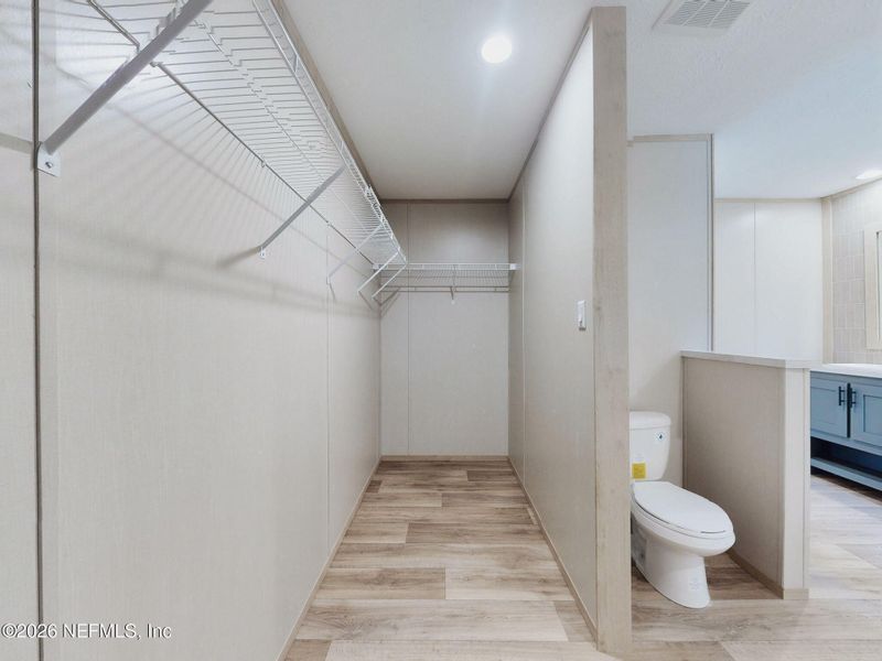 Spacious, unfurnished interior of a new home in , Keystone Heights (Image 52).