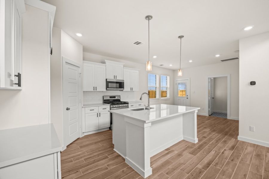 Furnished interior view inside a new home in Creekhaven, Arcola (Image 5).