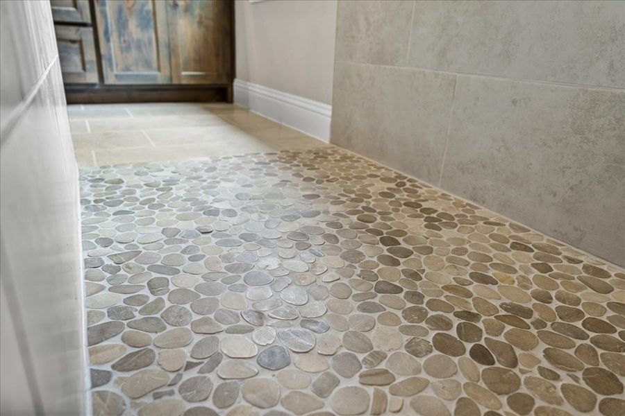 Doug Parr Homes | Hunter Plan - Primary Bathroom Doug Parr Homes | Hunter Plan - Primary Bathroom