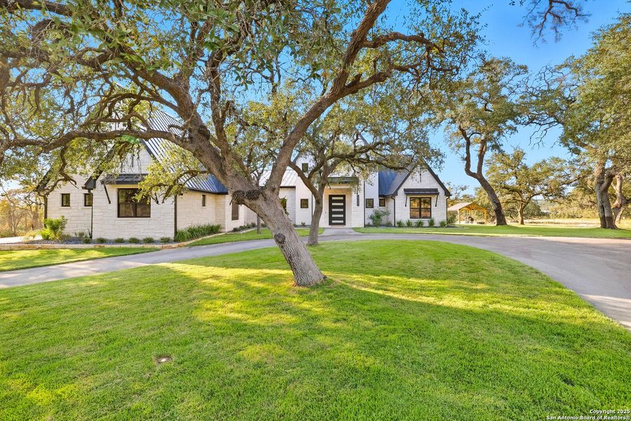 Natural landscape and outdoor views near in Fredericksburg (Image 46). Natural landscape and outdoor views near in Fredericksburg (Image 46).