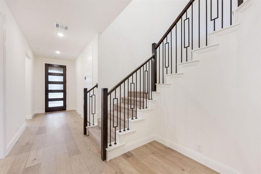Spacious, unfurnished interior of a new home in Windsong Ranch, Prosper (Image 17).