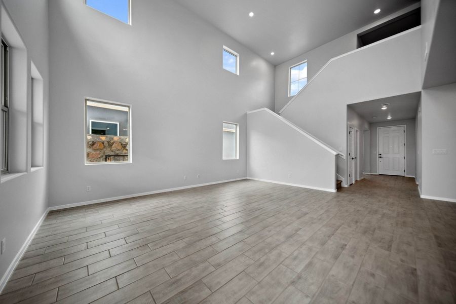 Representative unfurnished interior of a home built from the Capitan by Hakes Brothers in Summer Sky North, El Paso (Image 9).