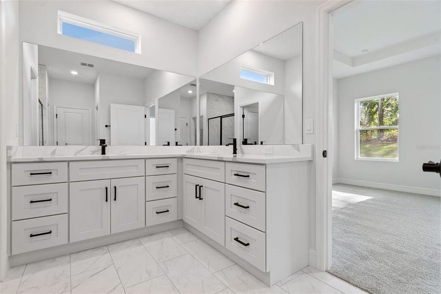 Furnished interior view inside a new home in , Ocala (Image 9).