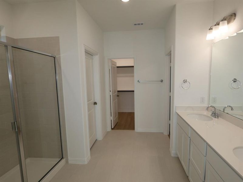 Furnished interior view inside a new home in Vintage Village, Argyle (Image 10).