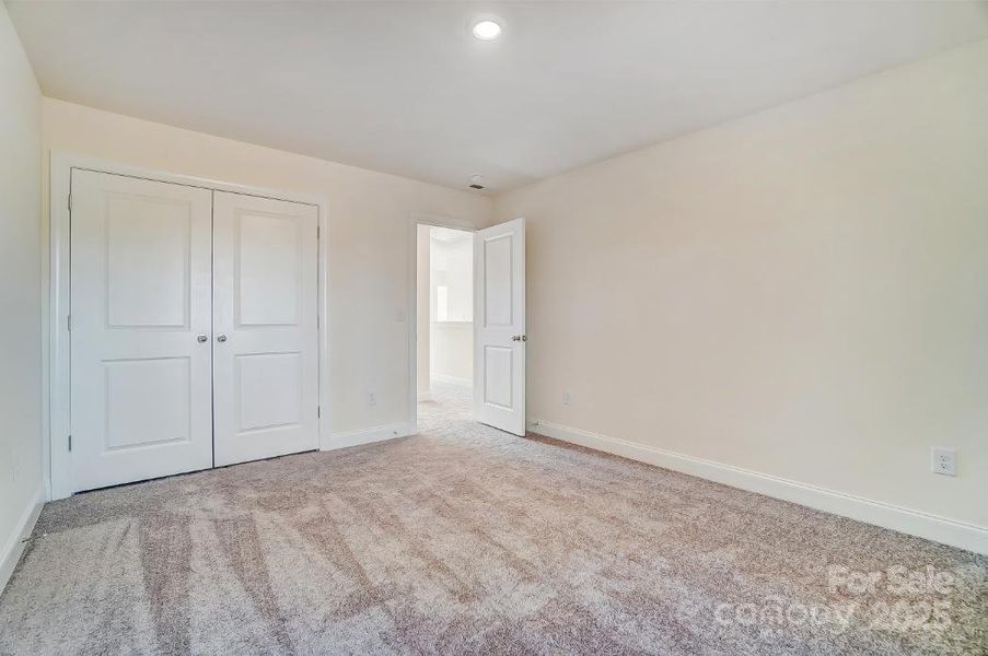 Spacious, unfurnished interior of a new home in , Hickory (Image 27).
