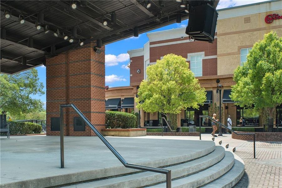 Image 67 of a home in Millcroft Townhomes.
