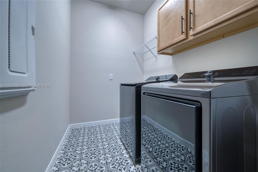 Close-up of interior finishes inside a home in , Clermont (Image 22).