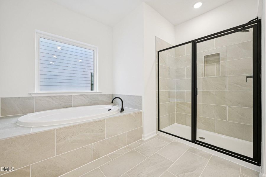 35-web-or-mls-Erastus Ct-S0502-035