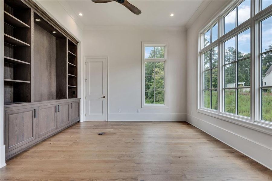 Spacious, unfurnished interior of a new home in , Alpharetta (Image 84).