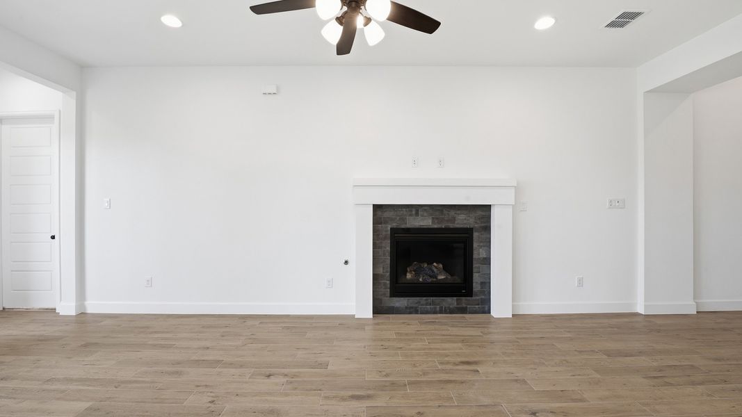 Spacious, unfurnished interior of a new home in M3 Ranch, Mansfield (Image 19). Spacious, unfurnished interior of a new home in M3 Ranch, Mansfield (Image 19).