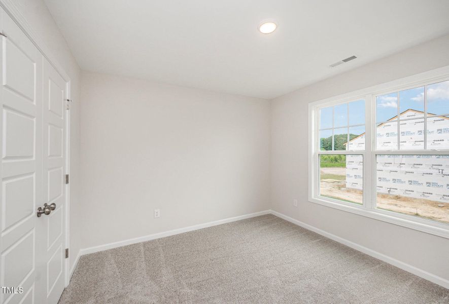 58 W Emily Gardens 16 58 W Emily Gardens 16