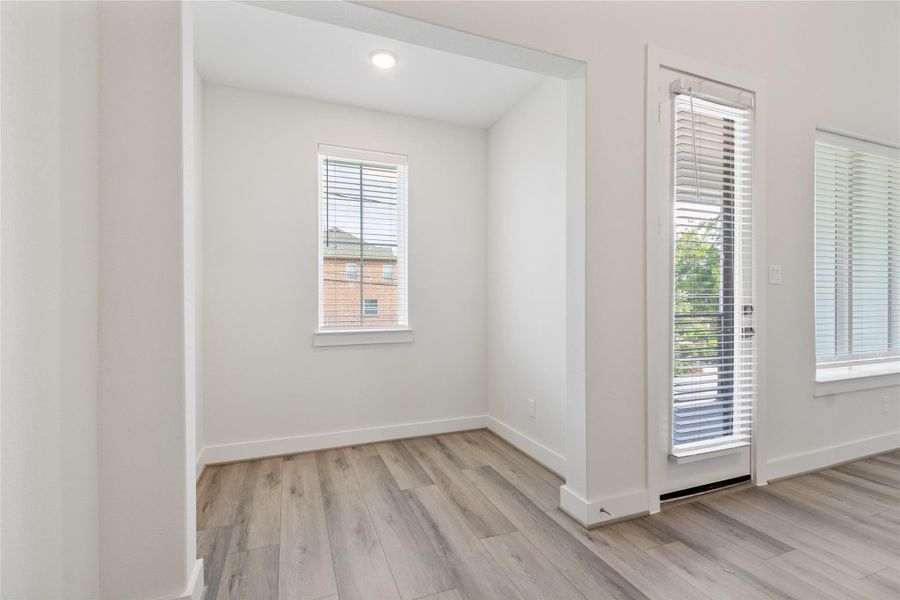 Spacious, unfurnished interior of a new home in Shady Acres, Houston (Image 31). Spacious, unfurnished interior of a new home in Shady Acres, Houston (Image 31).