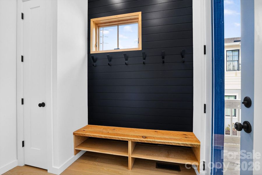 Image 43 of a home in .