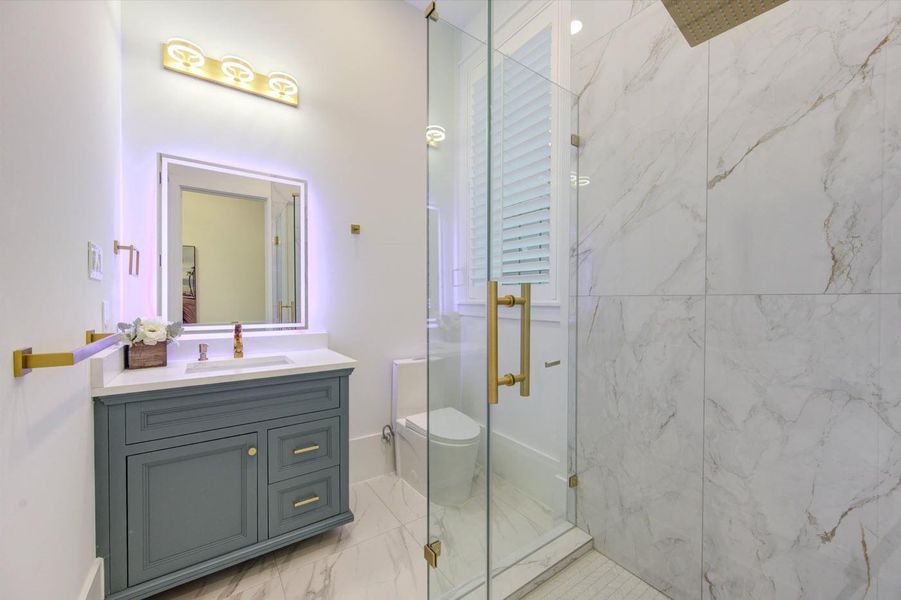 Each of the 6 bathrooms offers LED mirror, floating vanity with LED underneath and all accessories.