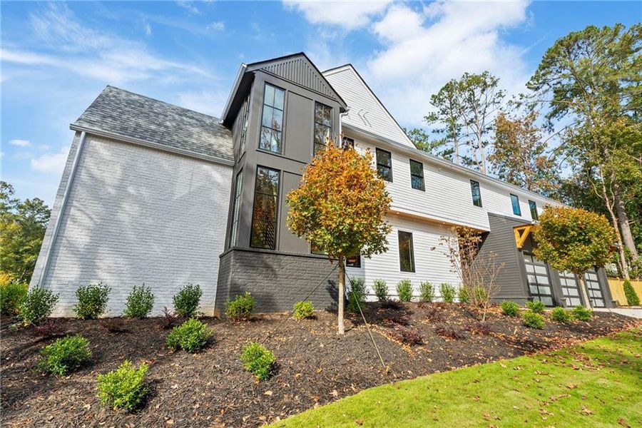 Image 49 of a home in .