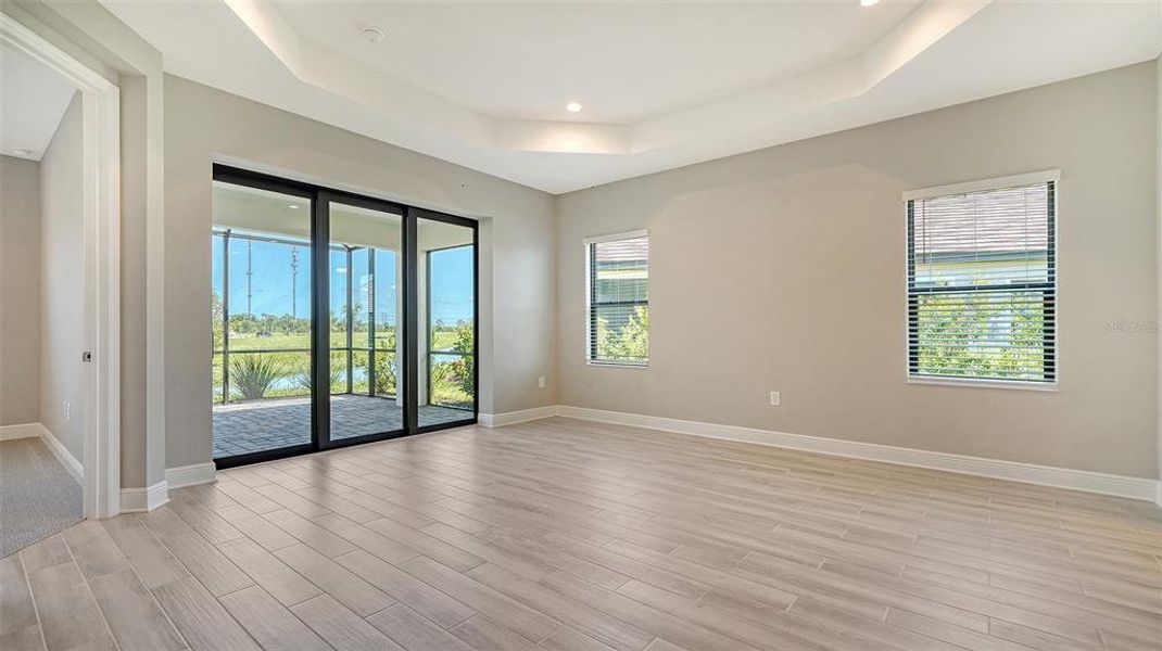 Spacious, unfurnished interior of a new home in , Nokomis (Image 19).