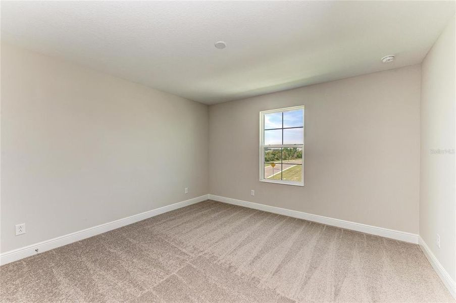 Spacious, unfurnished interior of a new home in Mirada, San Antonio (Image 23).
