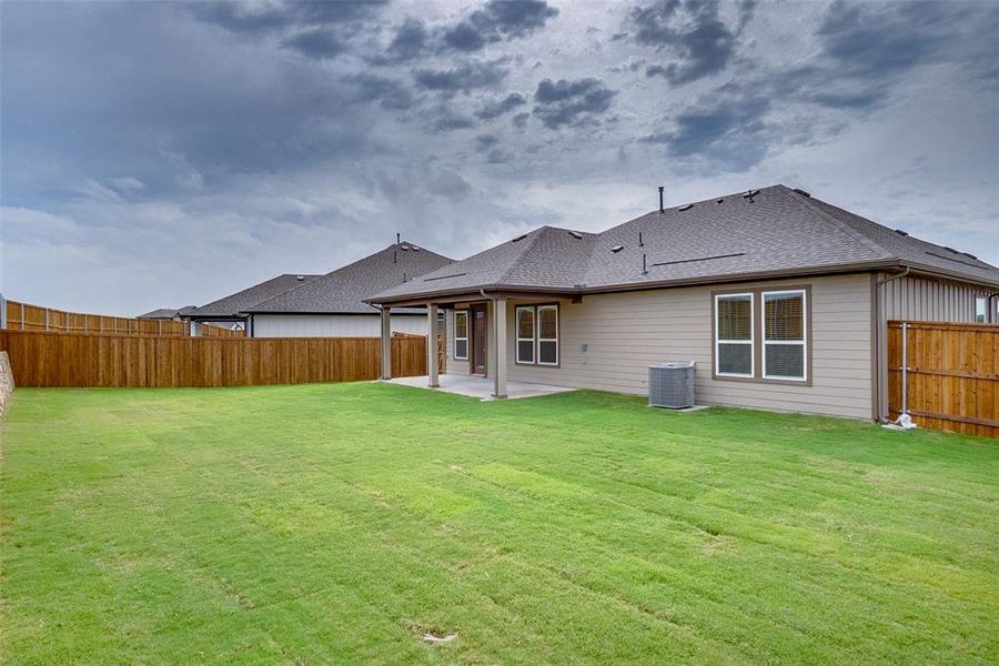 Exterior details and patio area of a home in Sierra Vista at Kelly Ranch, Aledo (Image 2). Exterior details and patio area of a home in Sierra Vista at Kelly Ranch, Aledo (Image 2).