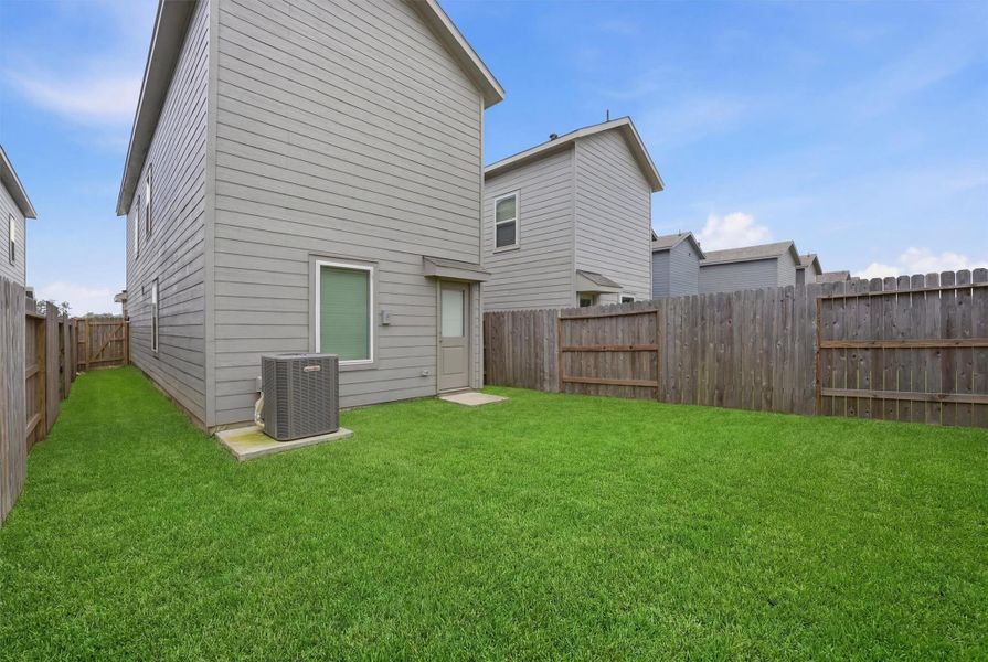 Expansive Backyard Space Expansive Backyard Space