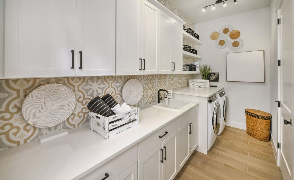 Furnished interior view inside a new home in Plantation Bay, Ormond Beach (Image 32).