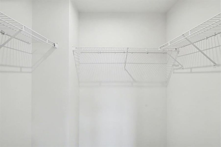 Spacious, unfurnished interior of a new home in Sterling Oaks, Ash (Image 15).