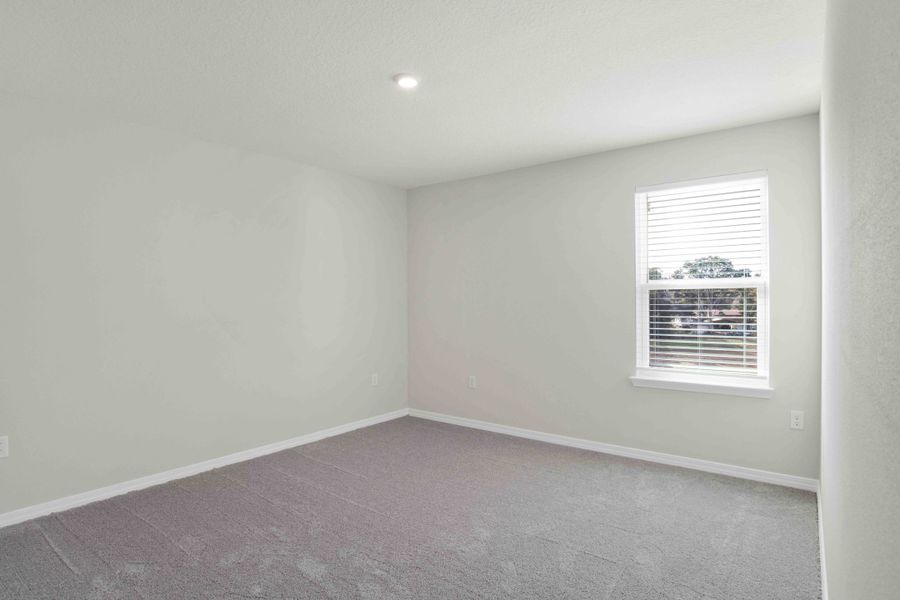 Representative unfurnished interior of a home built from the Sequoia by Maronda Homes in Bellview Pointe, Bellview (Image 25).